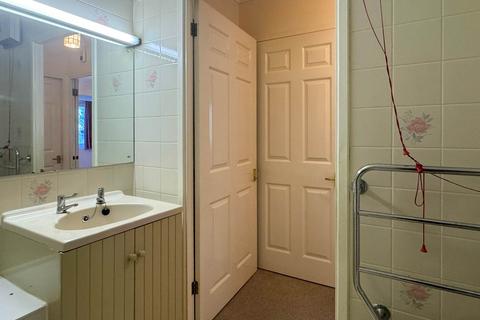 1 bedroom retirement property for sale, Queens Park, Bournemouth