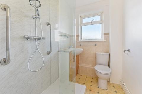 2 bedroom flat for sale, Teazle Close, Petersfield, Hampshire