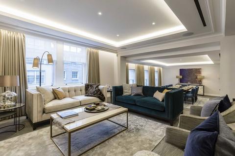 3 bedroom flat to rent, Queen Street, London W1J