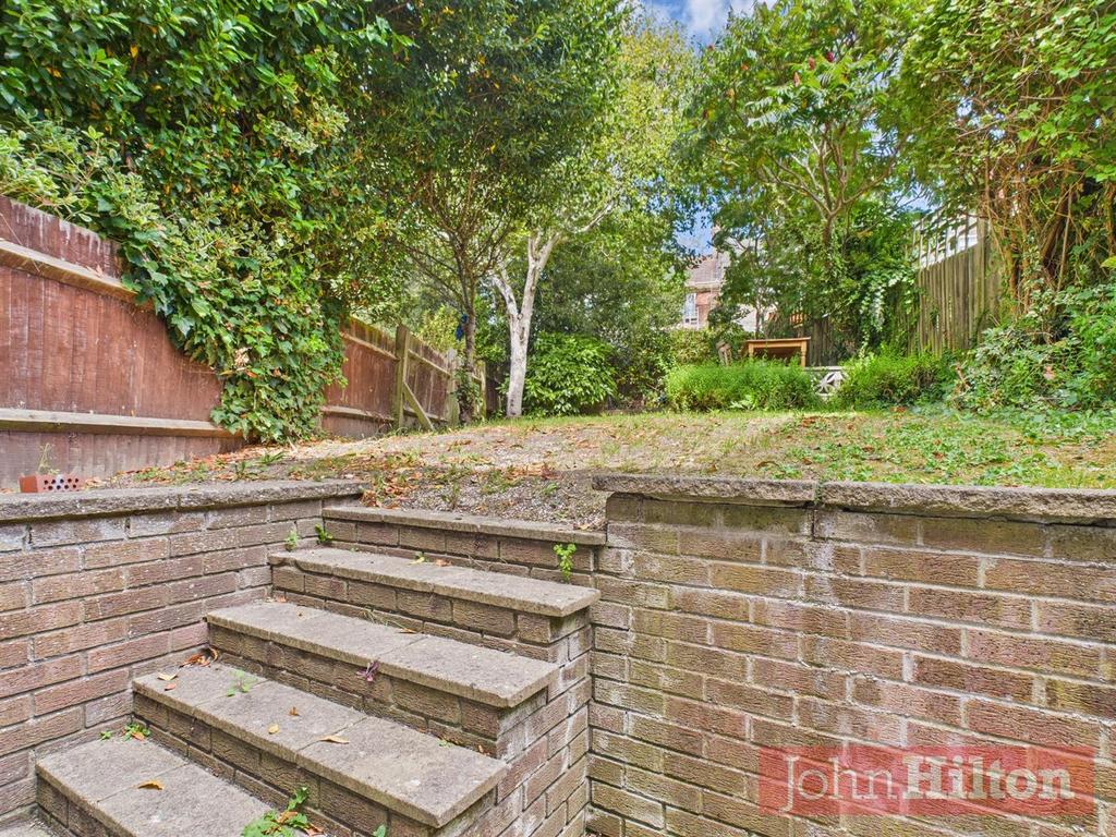 CAM02534 G0-PR0558-STILL007.jpg