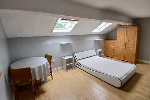 1 bedroom in a house share to rent, North, Cliff, Preston PR1