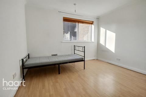 undefined, Parkgate Road, LONDON