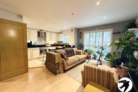 2 bedroom flat for sale, Melfield Gardens, London, SE6