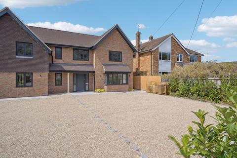 4 bedroom semi-detached house for sale, Spurlands End Road, Great Kingshill HP15