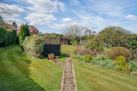 2 bedroom detached bungalow for sale, 2 Penfold Lane, High Wycombe HP15
