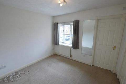 2 bedroom semi-detached house to rent, Timpsons Row, Olney, MK46