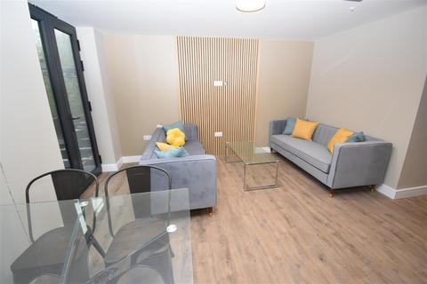 undefined, Wise Terrace, Leamington Soa