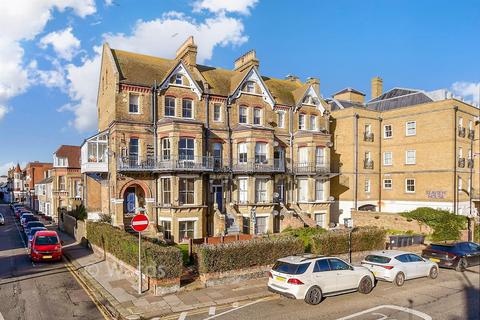 3 bedroom maisonette for sale, Canterbury Road, Herne Bay, Kent, Kent