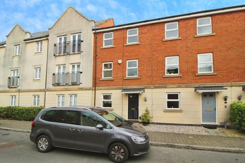 Muirfield, Swindon SN25