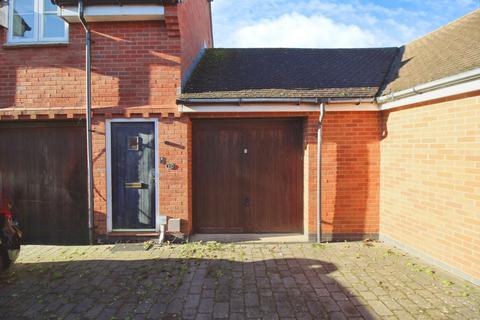 3 bedroom terraced house to rent, Muirfield, Swindon SN25