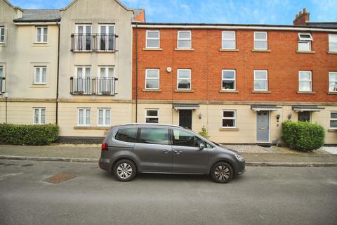 3 bedroom terraced house to rent, Muirfield, Swindon SN25