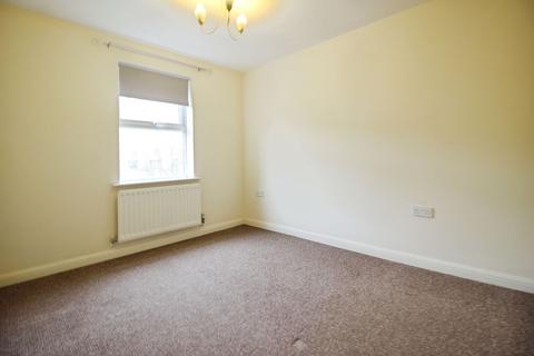3 bedroom terraced house to rent, Muirfield, Swindon SN25