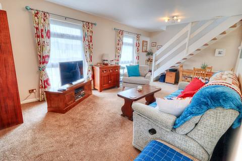 3 bedroom semi-detached house for sale, Pusey Way, High Wycombe HP14