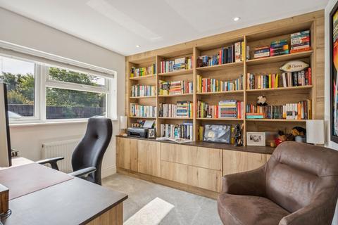 undefined, Cherrycroft Drive, High Wycombe HP14