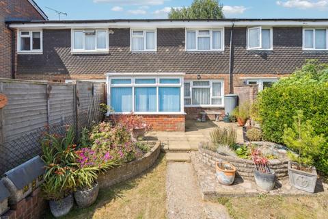3 bedroom terraced house for sale, Groom Road, Great Missenden HP16