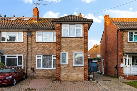 undefined, Fullerton Drive, Surrey KT14