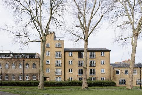 2 bedroom flat for sale, St Matthew's Row, London E2