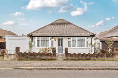 Linden Avenue, Ruislip