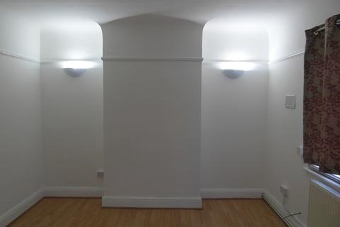 undefined, Lampton Road, Hounslow TW3