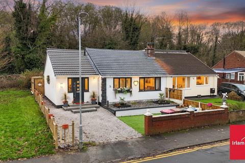 2 bedroom semi-detached bungalow for sale, New Moss Road, Cadishead, M44