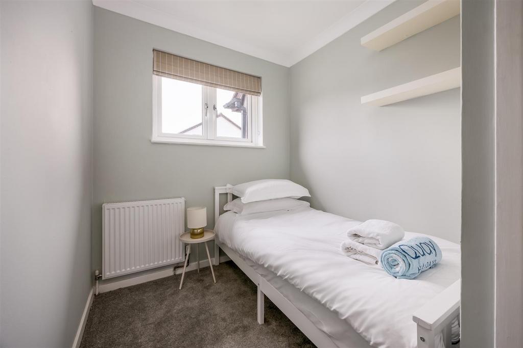 50 Vallis Close-12print.jpg