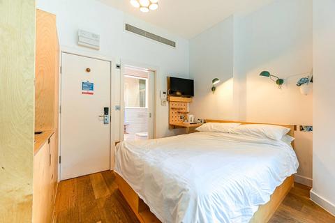 undefined, Earls Court, Earls Court, London, SW5