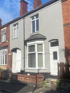 3 bedroom terraced house to rent, Valley Road, Stourbridge DY9