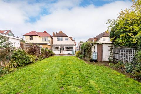 4 bedroom detached house to rent, Cromwell Avenue, New Malden, KT3