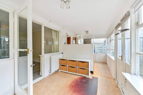 4 bedroom detached house to rent, Cromwell Avenue, New Malden, KT3