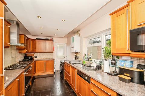undefined, Waterloo Road, Uxbridge UB8