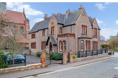 Hulton Street, Greater Manchester M5