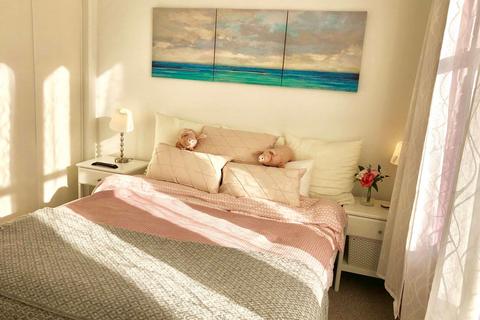 1 bedroom apartment to rent, Hulton Street, Greater Manchester M5