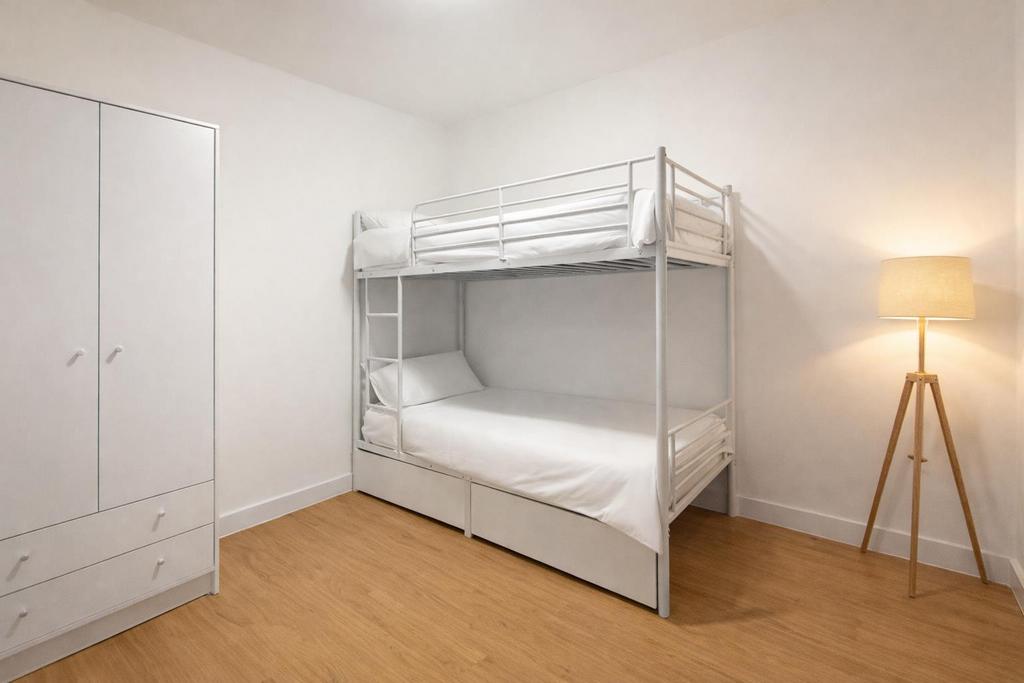 Rhydypennau bedroom.png