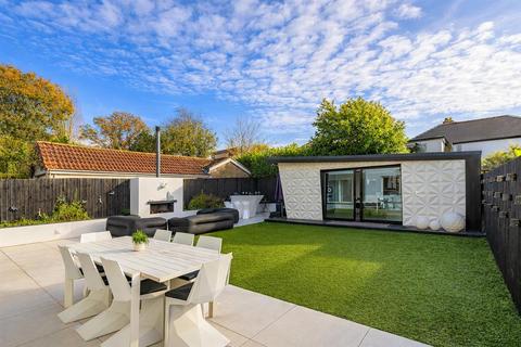 4 bedroom detached house for sale, Rhydypenau Road, Cardiff CF23