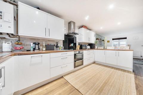 undefined, Broad Way,  Upper Heyford,  Oxfordshire,  OX25