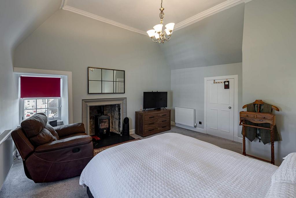 Principal Bedroom - Second Floor Flat, West...