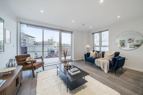 2 bedroom apartment to rent, 6 Headlam Avenue, London SW4
