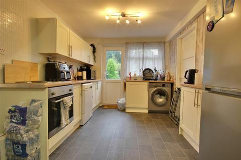 2 bedroom terraced house for sale, Auchinleck Close, Driffield