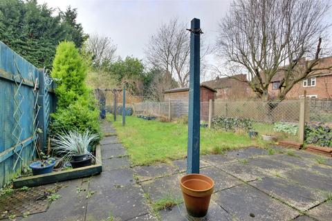 2 bedroom terraced house for sale, Auchinleck Close, Driffield