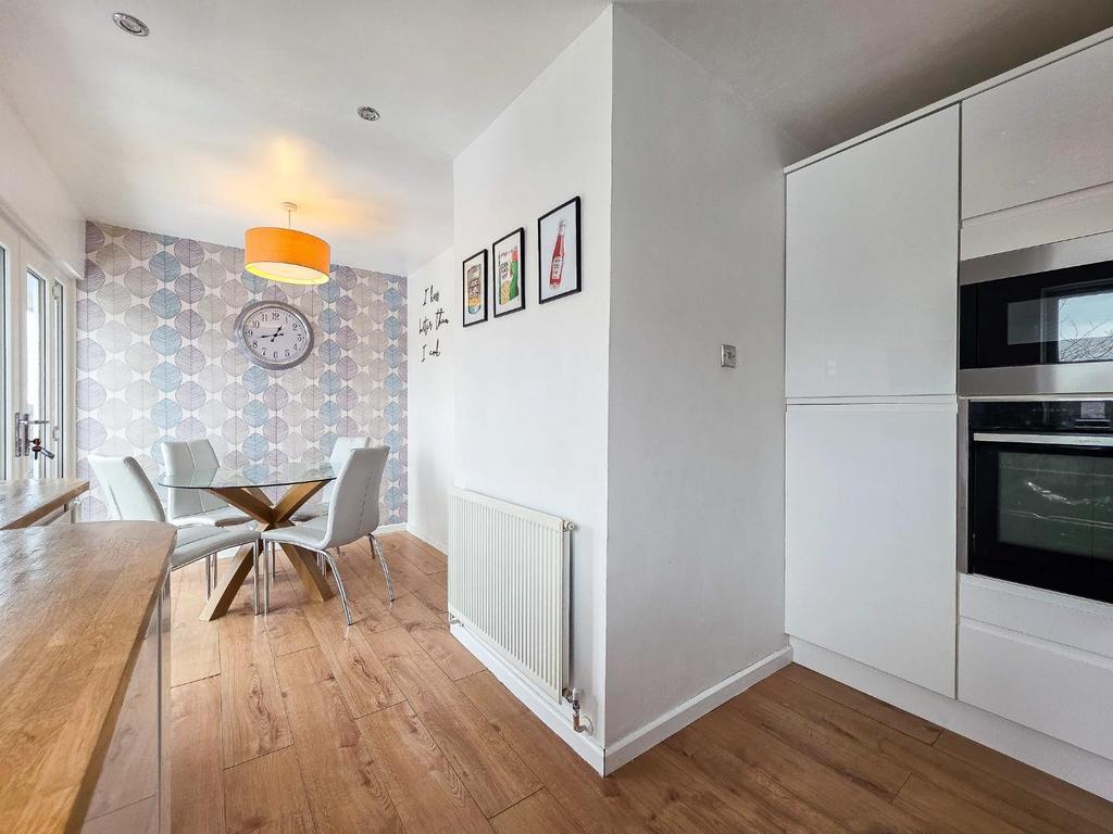 Dining kitchen.jpg