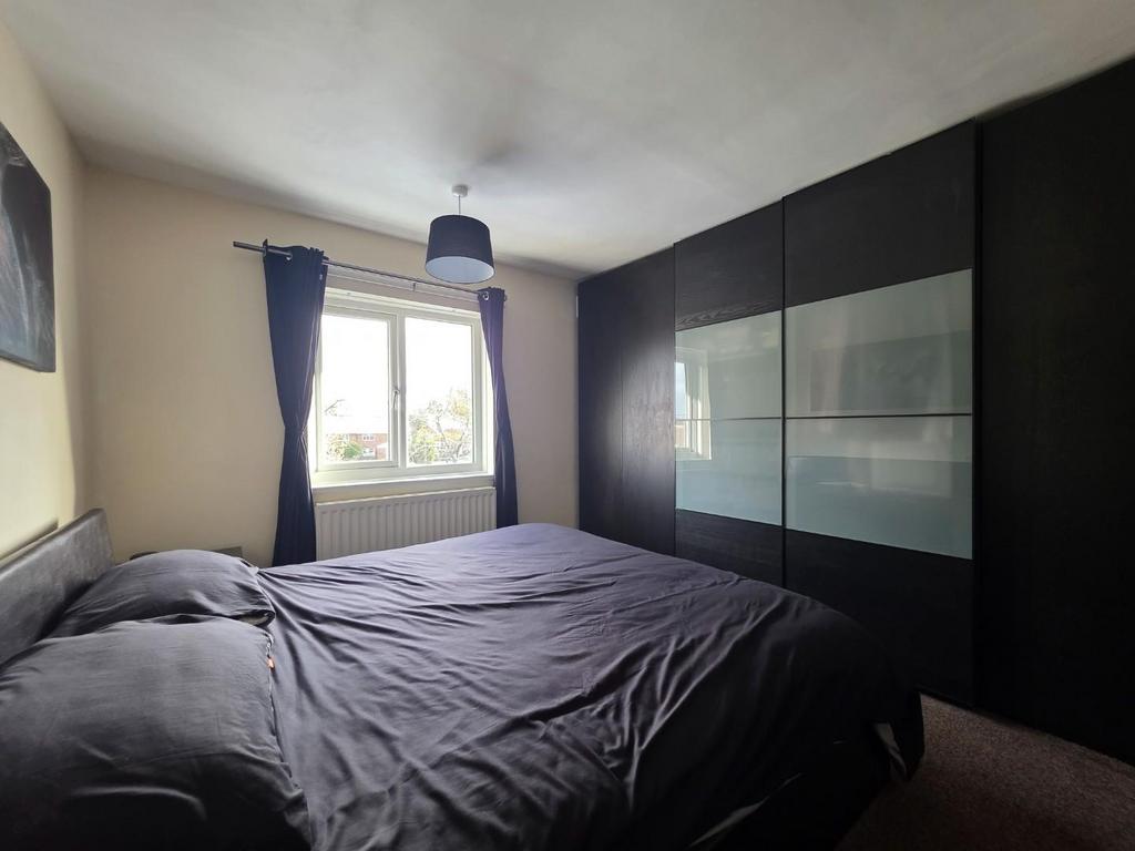 Main bedroom.jpg