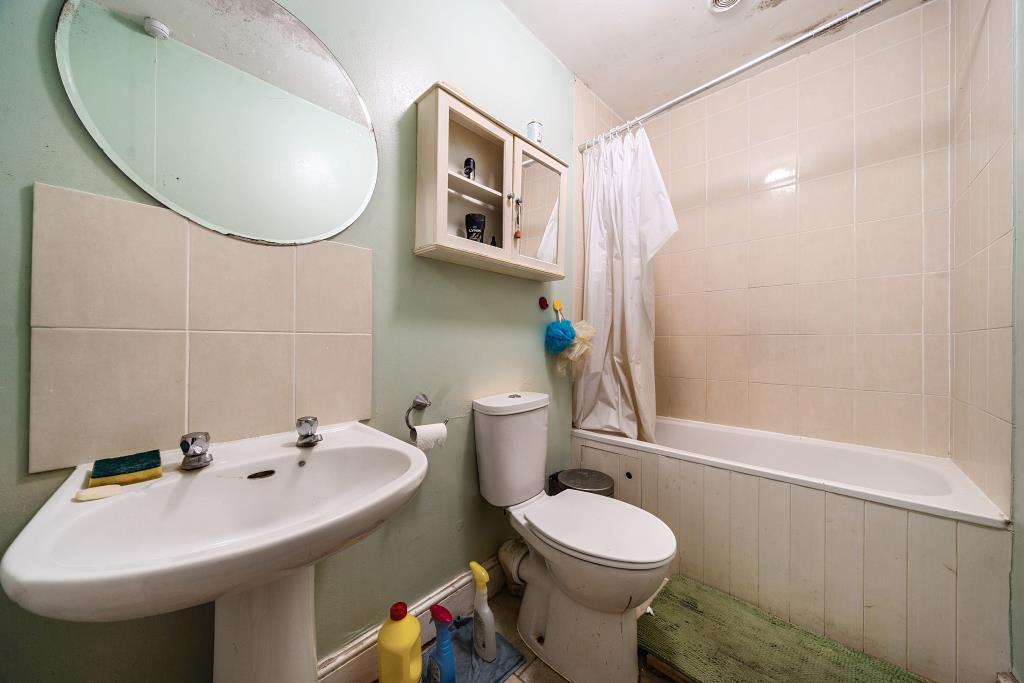 First Floor Bathroom