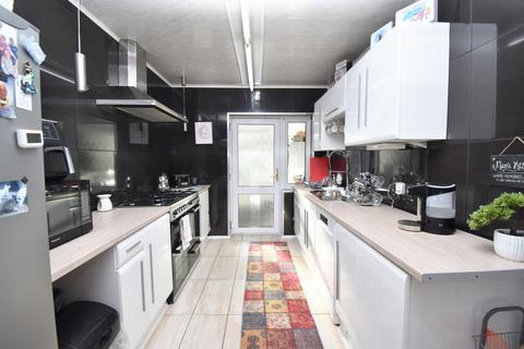 3 bedroom terraced house for sale, Frank Street, Widnes, WA8 0AH