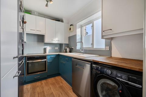 undefined, Abbotsmead Place, Caversham, Reading, RG4