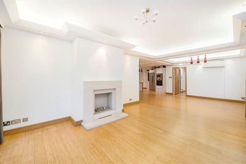 3 bedroom flat to rent, Lancaster Gate, London W2