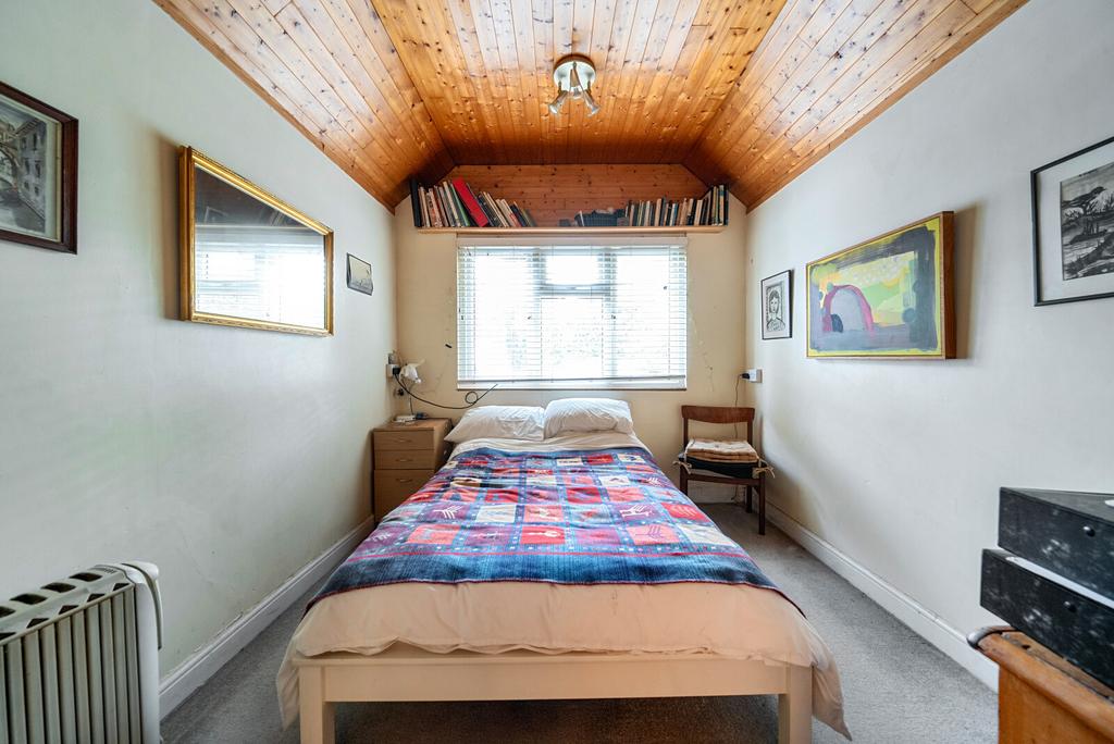 Studio Room