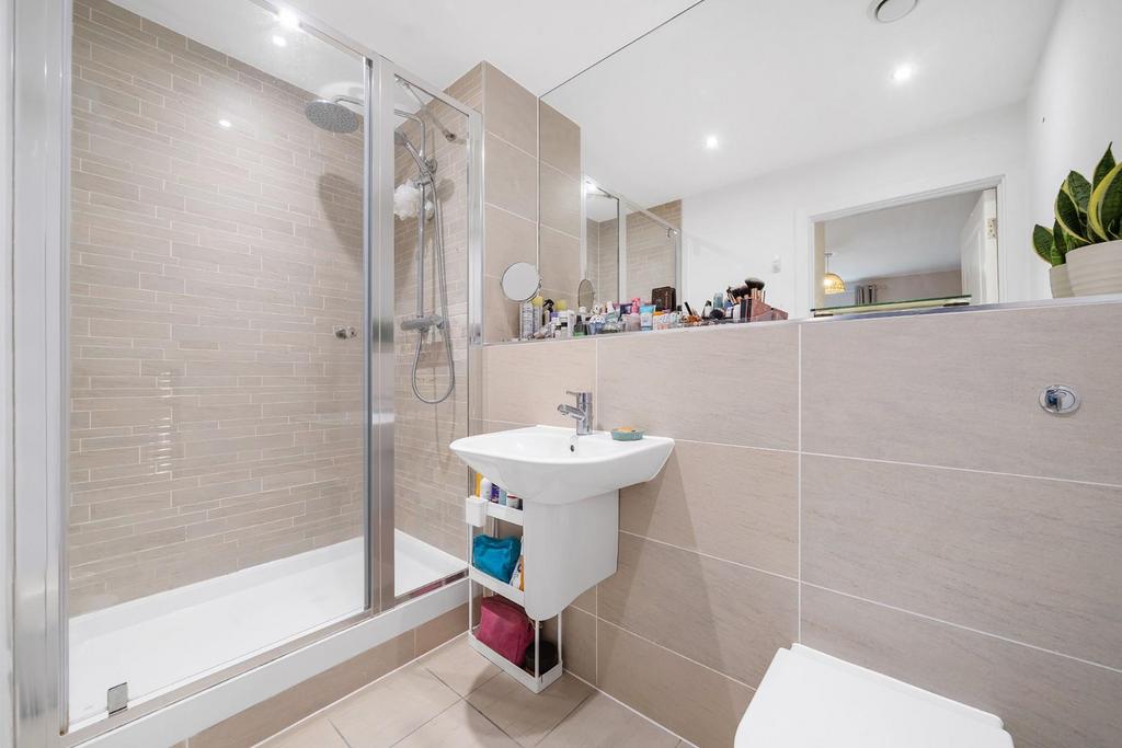 Ensuite.jpg