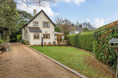 3 bedroom detached house for sale, Crockhurst Hill, Worthing BN13