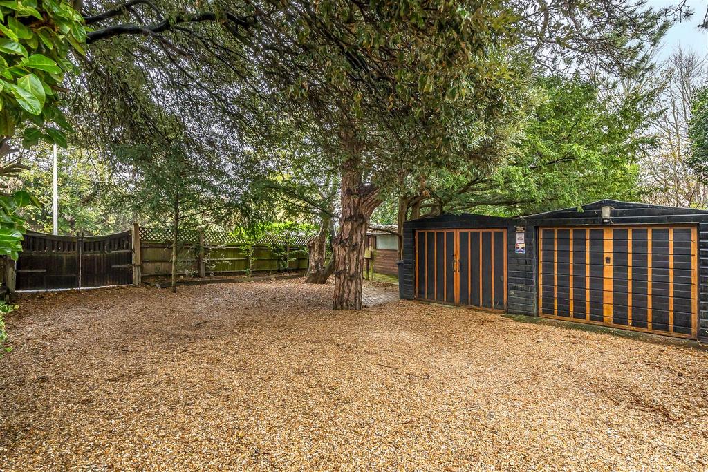 For Sale by Aspire Residential   Crockhurst Hill