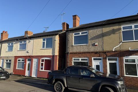 3 bedroom end of terrace house to rent, Ridgeway Lane, Mansfield NG20